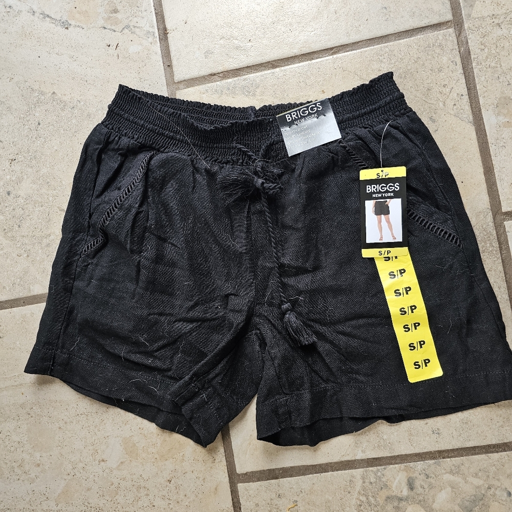 Black shorts S
